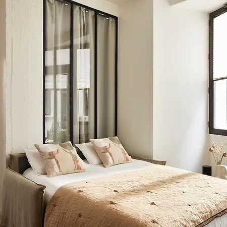 Cosy 1br With Outside Space Near Canal Saint Martin Apartment *